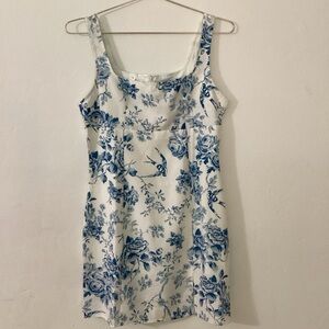 💚SHEIN Blue and White Floral Mini Dress